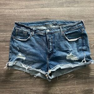 Old Navy 18 Jean shorts O.G. High rise straight super smooth pocket womens